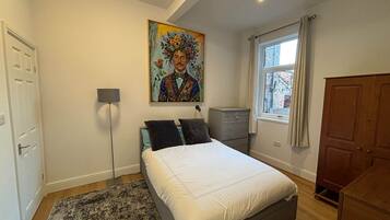 1 bedroom, WiFi, bed sheets