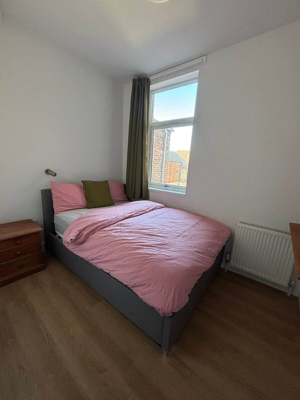 1 dormitorio, wifi, ropa de cama