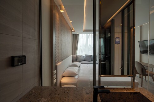 Bluphere residence by Prop Hopper