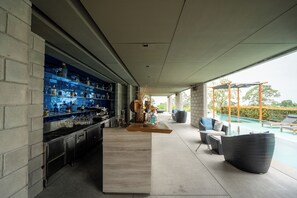 Bar (di hartanah)