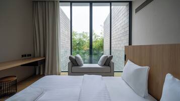 2 Bedrooms Villa with Private Pool | In-room safe, desk, blackout drapes, iron/ironing board