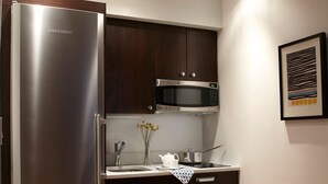 Condo, 1 Bedroom, Kitchen, Park View | Private kitchen - Essex House (New York)