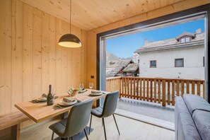 Family Apartment, Multiple Bedrooms (Leba 4) | Dining