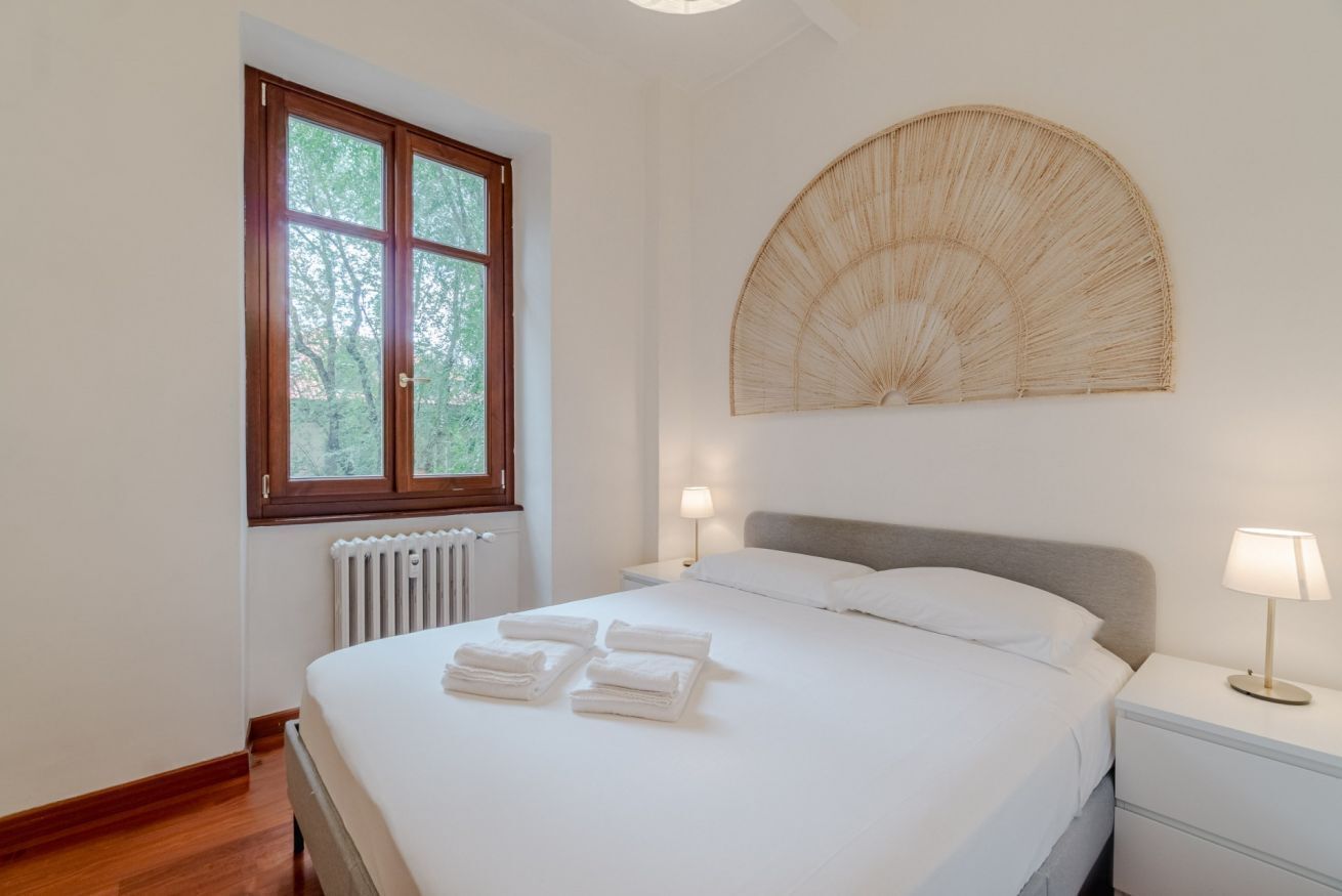 2 bedrooms, iron/ironing board