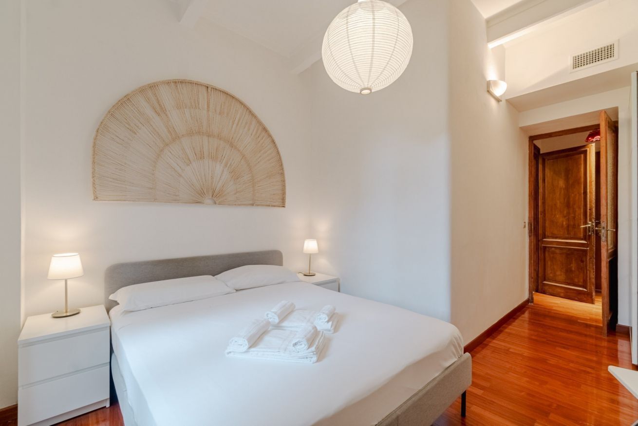 2 bedrooms, iron/ironing board