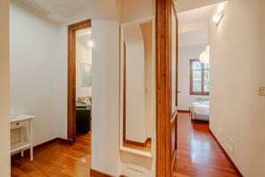2 bedrooms, iron/ironing board - GuestHost - M1 Dante Elegant Apartment Torino (Turin)