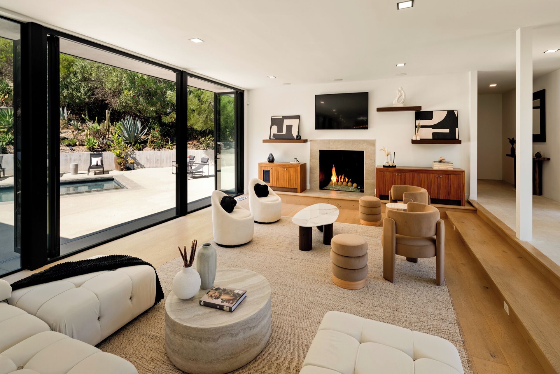 奢華獨棟房屋, 多張床, 可使用泳池, 山景 (Valea Estate) | 起居區