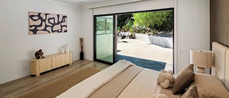 Lyxhus - flera sängar - tillgång till pool - utsikt mot bergen (Valea Estate) | 5 sovrum, individuell inredning, unika möbler och skrivbord