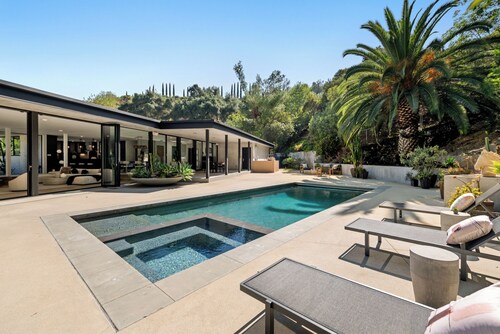 Valea Estate - Secluded Beverly Hills Retreat 1-acre Oasis