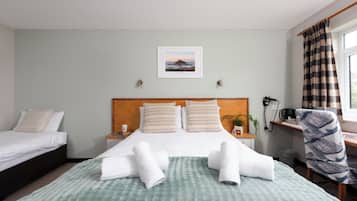 Family Τετράκλινο Δωμάτιο, Ιδιωτικό Μπάνιο, Ισόγειο | Γραφείο, χώρος εργασίας για λάπτοπ, δωρεάν Wi-Fi