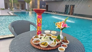 Daily buffet breakfast (INR 350 per person)