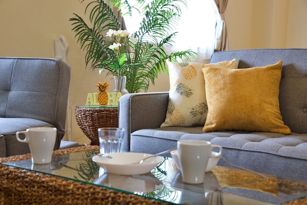 Cortinas blackout, tabla de planchar con plancha y wifi gratis