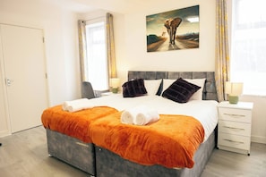 Apartment, 3 Bedrooms - Stylish Cardiff Flats Near Uni City Centre (Cardiff)
