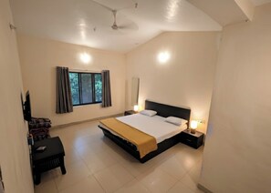 Family Villa | Laptop workspace, free WiFi - Hifi Private Villa (Nagaon)