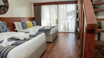 Family Loft, Balcony, Pool View