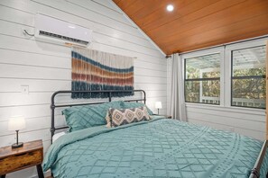 2 soverom, strykejern/-brett, wi-fi og sengetøy