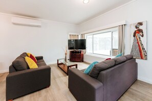 Huis, 3 slaapkamers, niet-roken, patio | Woonruimte