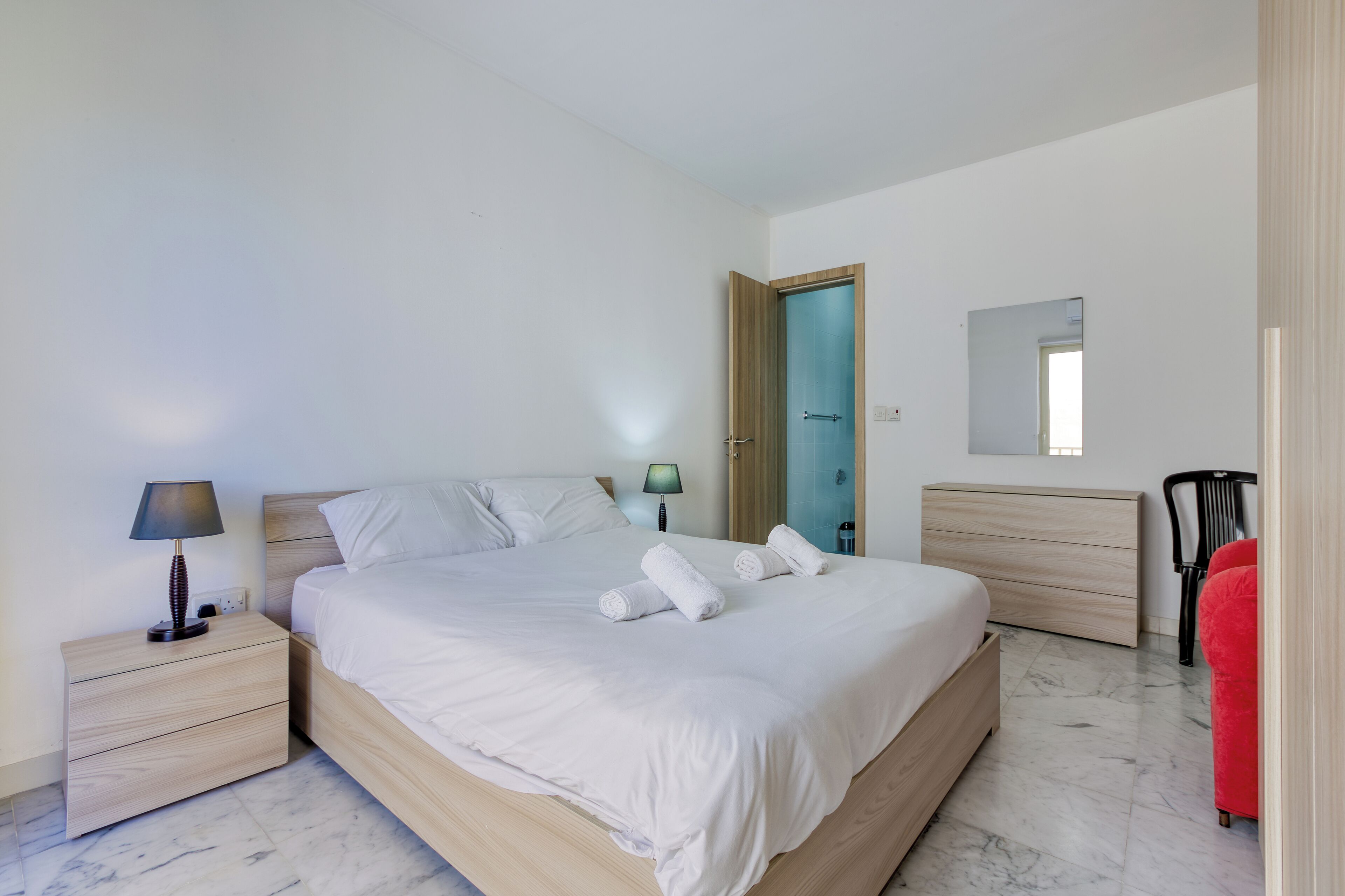 3 camere, ferro/asse da stiro, accesso a Internet, lenzuola