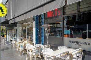 Restauration extérieure