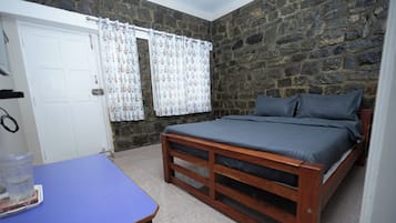 Deluxe Room | Free WiFi, bed sheets