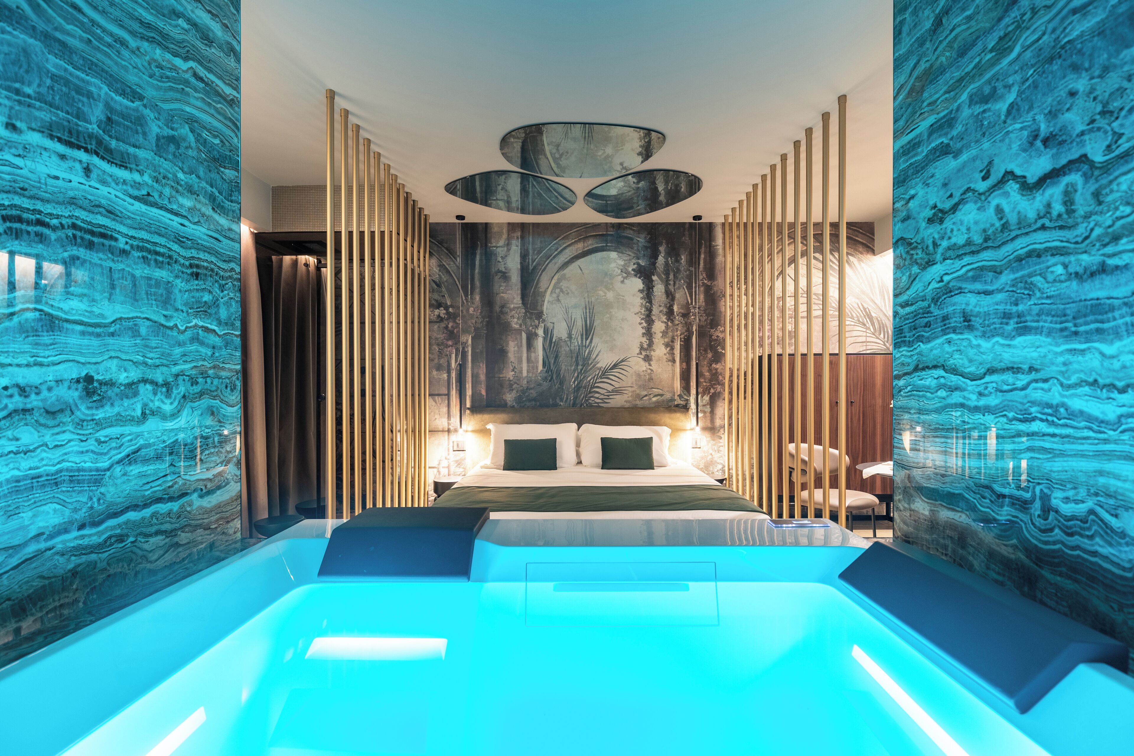 Luksussviitti, yksityinen uima-allas | Kylpylä | Poreallas