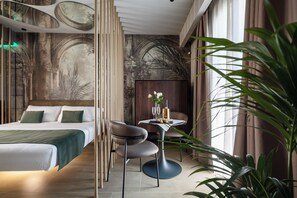 Suite luxueuse, piscine privée | Coffre-fort, espace de travail pour ordinateurs portables