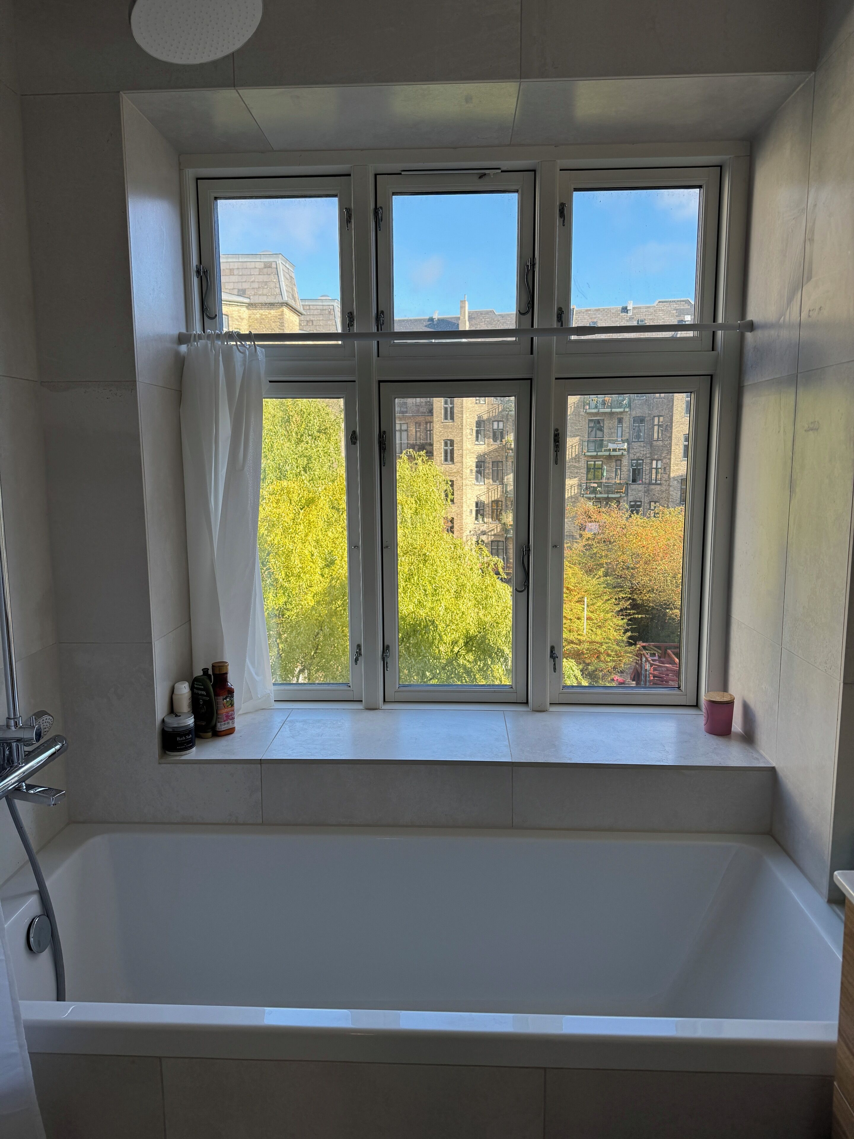 Handtücher, Seife, Toilettenpapier