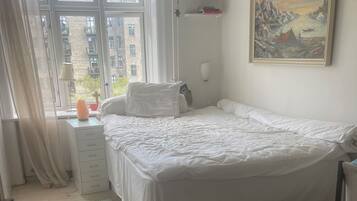 1 bedroom, WiFi, bed sheets