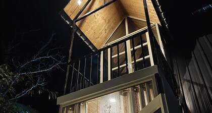 Nomadsland by Cottage Club Inn