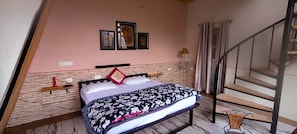 Cottage, Balcony, Mountain View | Free WiFi