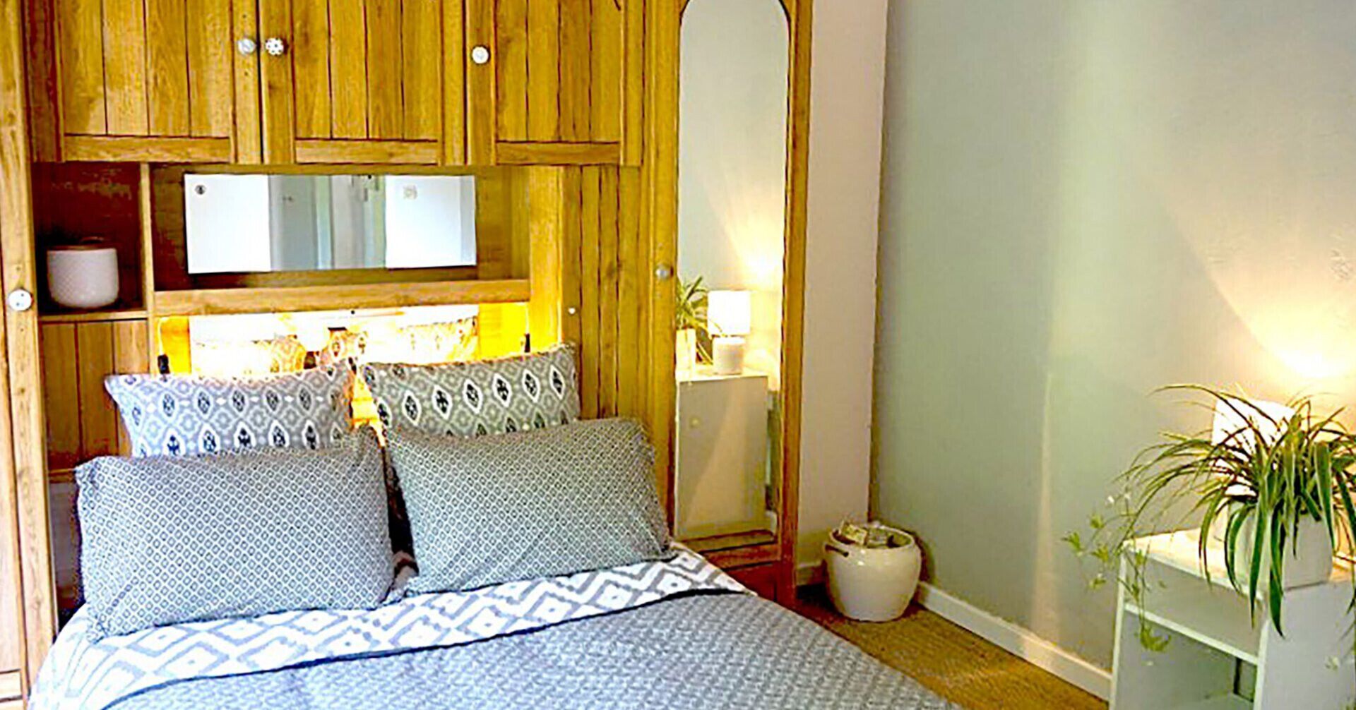 3 dormitorios, tabla de planchar con plancha, wifi