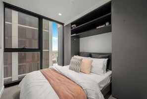 2 bedrooms, iron/ironing board