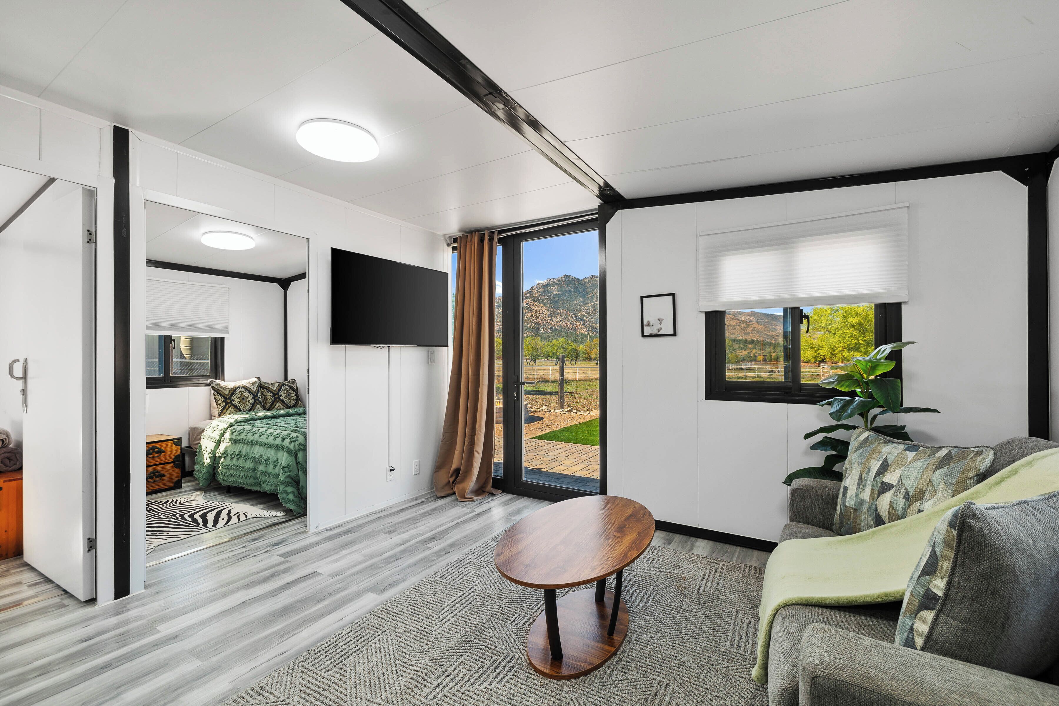 6 chambres, bureau, Wi-Fi gratuit, draps fournis