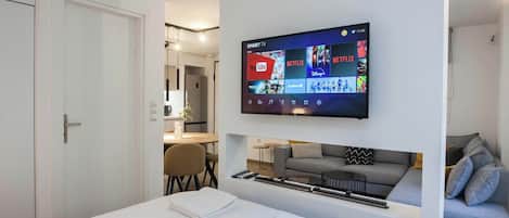 1 bedroom, iron/ironing board, bed sheets