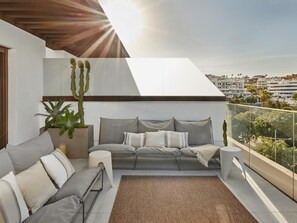 Terrace/patio - Modern apartment in Estepona near marina with communal pool (Estepona)