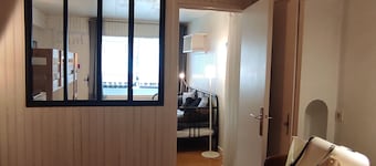 Cozy apartment with WIFI at the foot of the slopes in Super Besse for 6 people