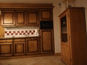 Microwave, dishwasher - 4-Room 8 Pers Renovated Apartment with Parking in Carroz d'Arâches (Les Carroz d'Arâches)