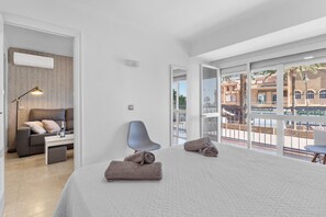 1 bedroom, iron/ironing board, WiFi