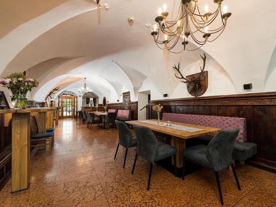 Lounas ja illallinen, ulkoilmaravintola