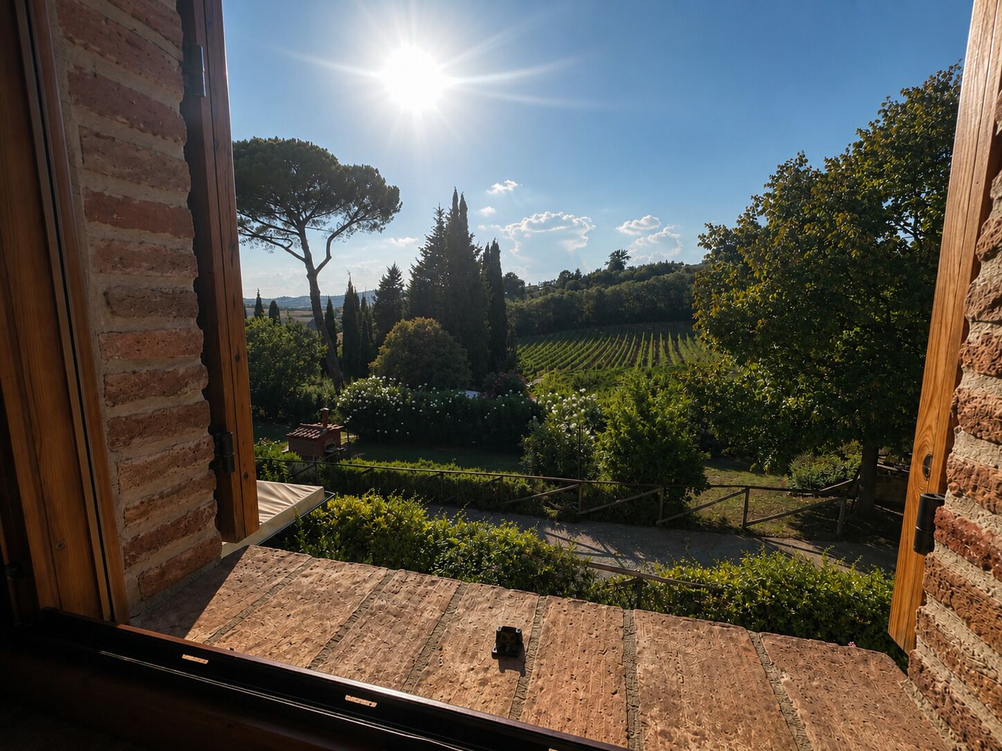 Apartamento, 1 cama de matrimonio grande con sofá cama, balcón, vistas a la colina | Cocina privada | Cafetera o tetera, frigorífico grande, horno y placa de cocina