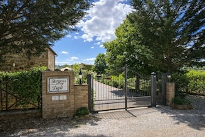 Property entrance - Agriturismo Borgo Sette Tigli (Montepulciano)