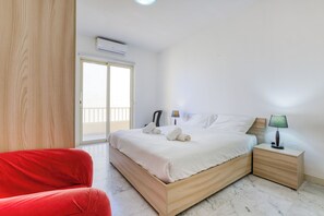 3 makuuhuonetta, silitysrauta/-lauta, internet, vuodevaatteet