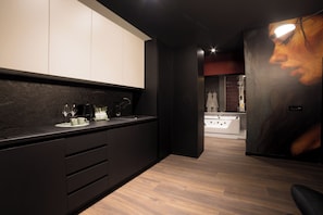 Elite Penthouse | Private kitchen | Mini-fridge - Kron (Novi Sad)