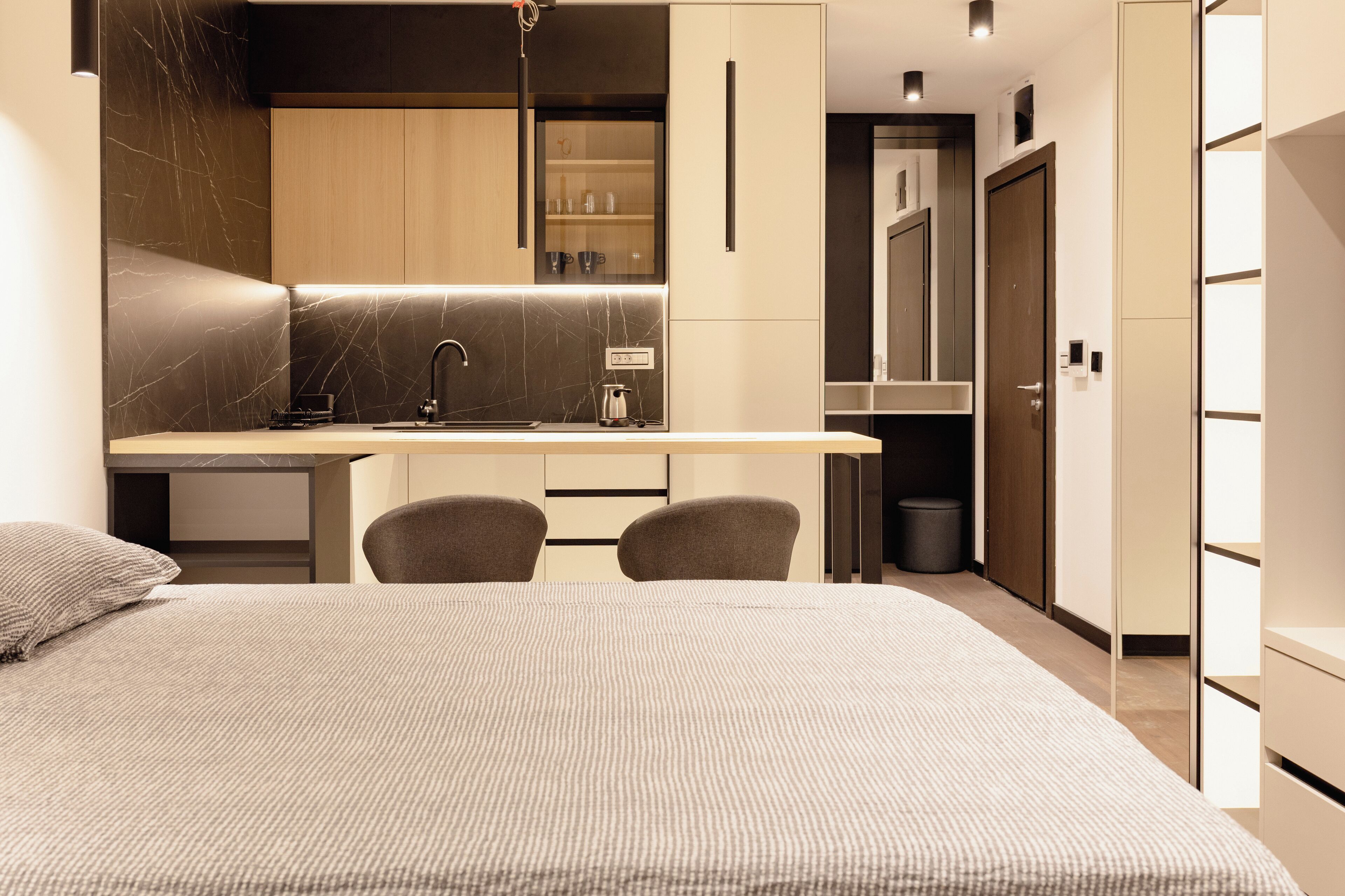 Kamar Klasik | Minibar, ruang kerja ramah laptop, tirai kedap cahaya, dan kedap suara