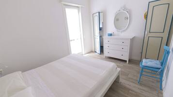 Villa, 3 Schlafzimmer, Balkon | Bügeleisen/Bügelbrett, kostenloses WLAN, Bettwäsche