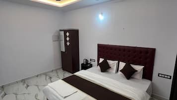 Premium Cottage | Desk, free WiFi