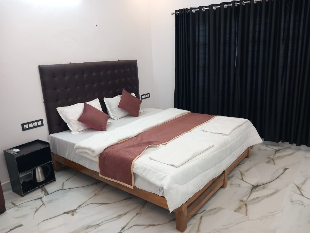 Deluxe Double Room, Garden View