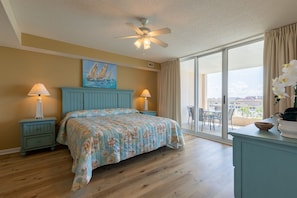 3 habitaciones, escritorio, tabla de planchar con plancha y wifi gratis 