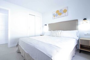 Comfort-huoneisto, näköala puutarhaan | Kannettavalle tietokoneelle sopiva työtila, pimennysverhot