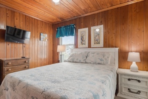 8 bedrooms, iron/ironing board, travel cot, free WiFi